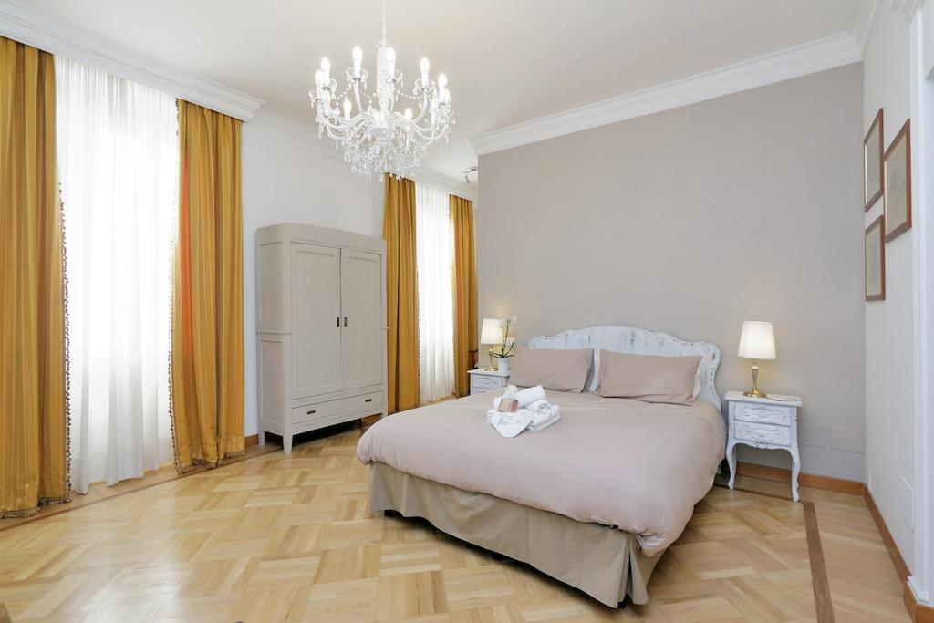 روما Li Rioni Bed & Breakfast الغرفة الصورة